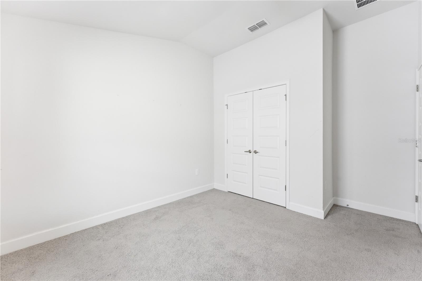 KRENSON BAY - Residential