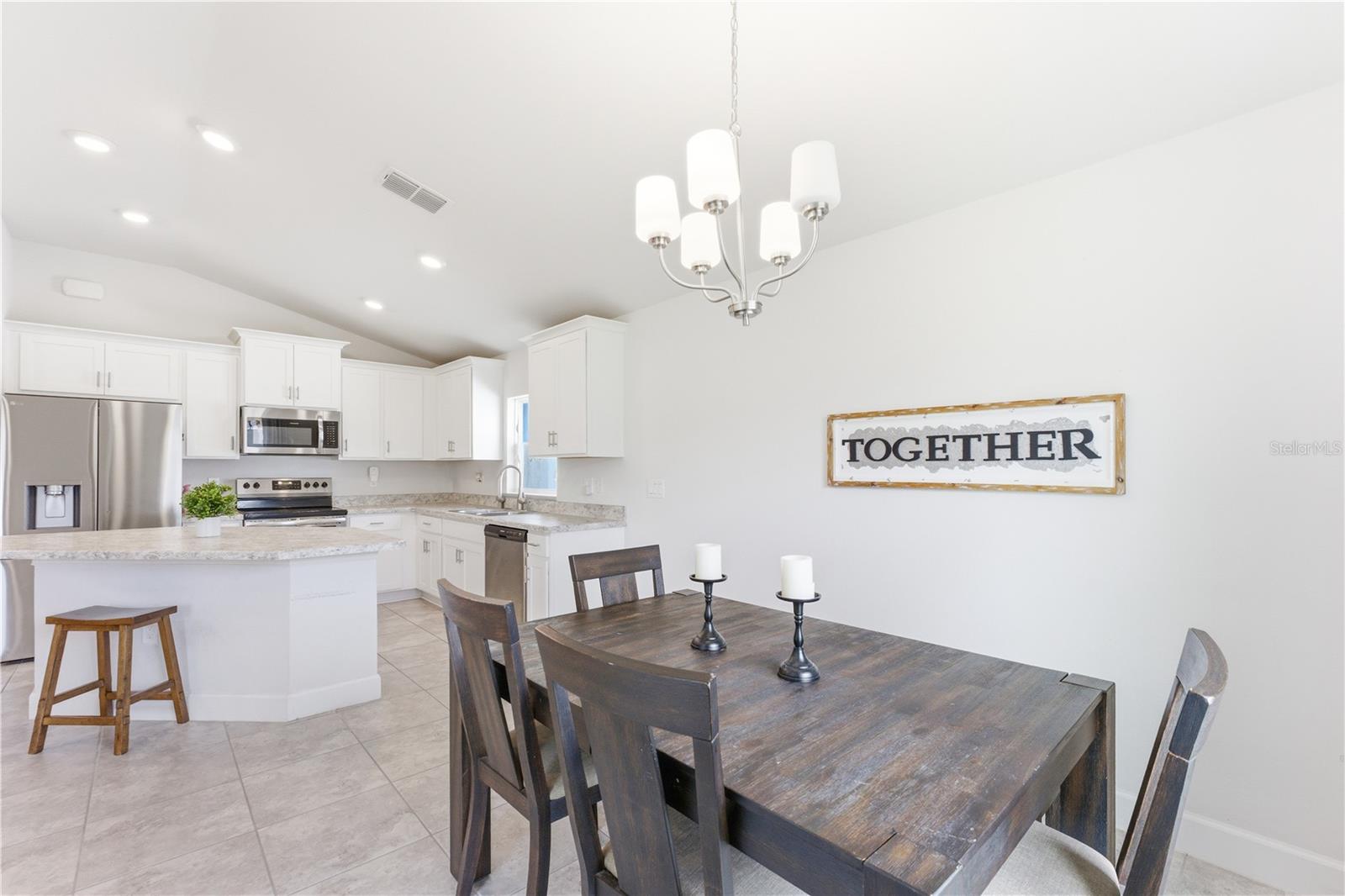 KRENSON BAY - Residential