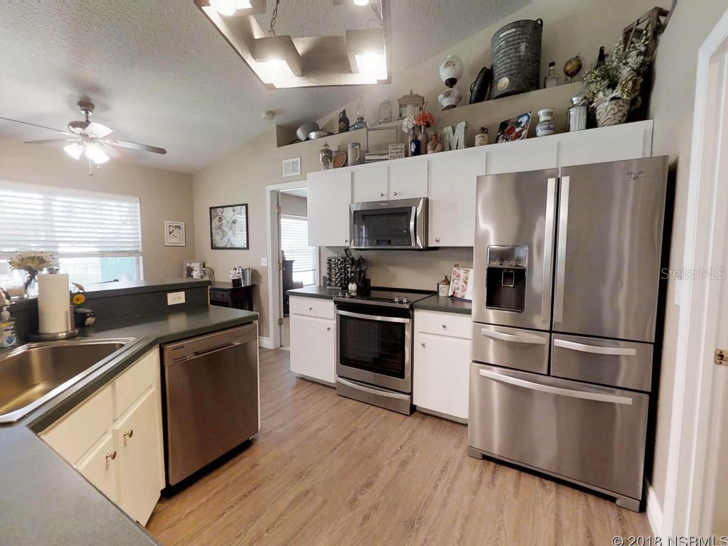 Florida Shores 01 - Residential