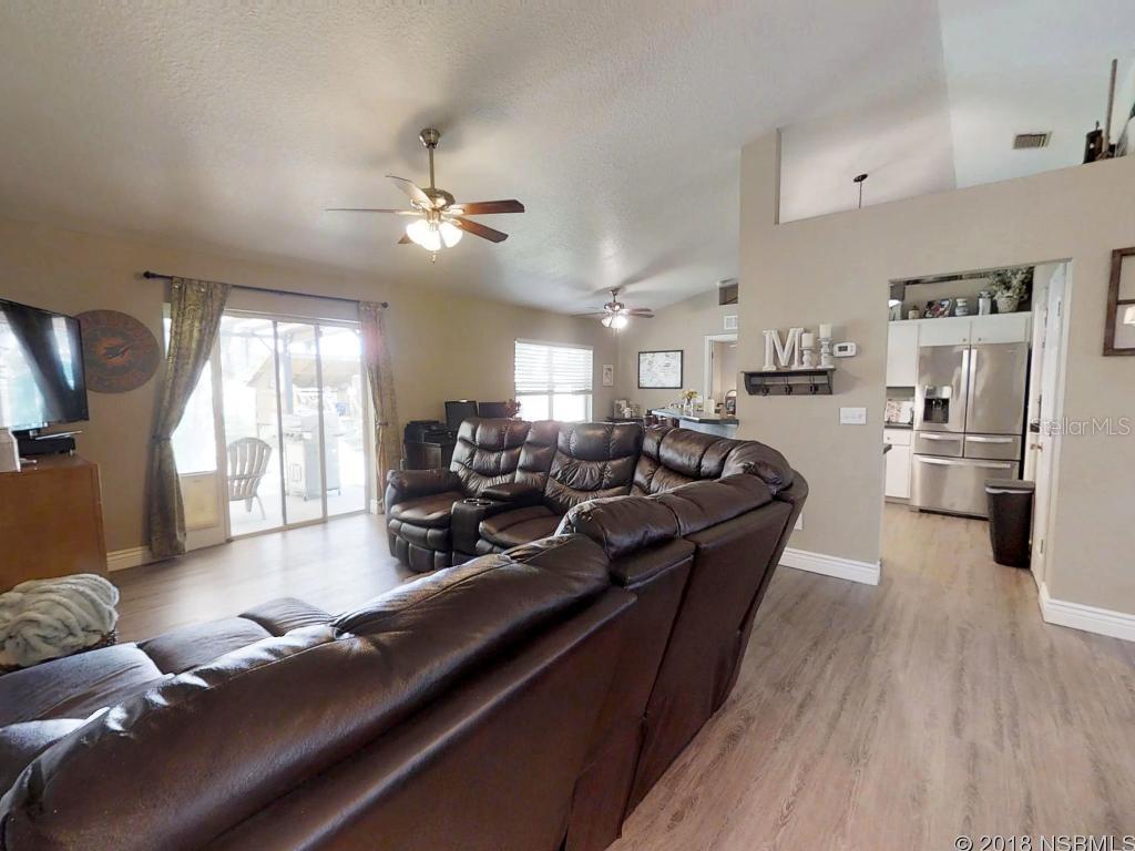 Florida Shores 01 - Residential