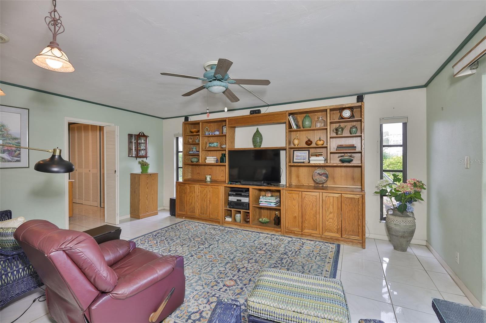 MEADOW LAWN 12TH ADD - Residential