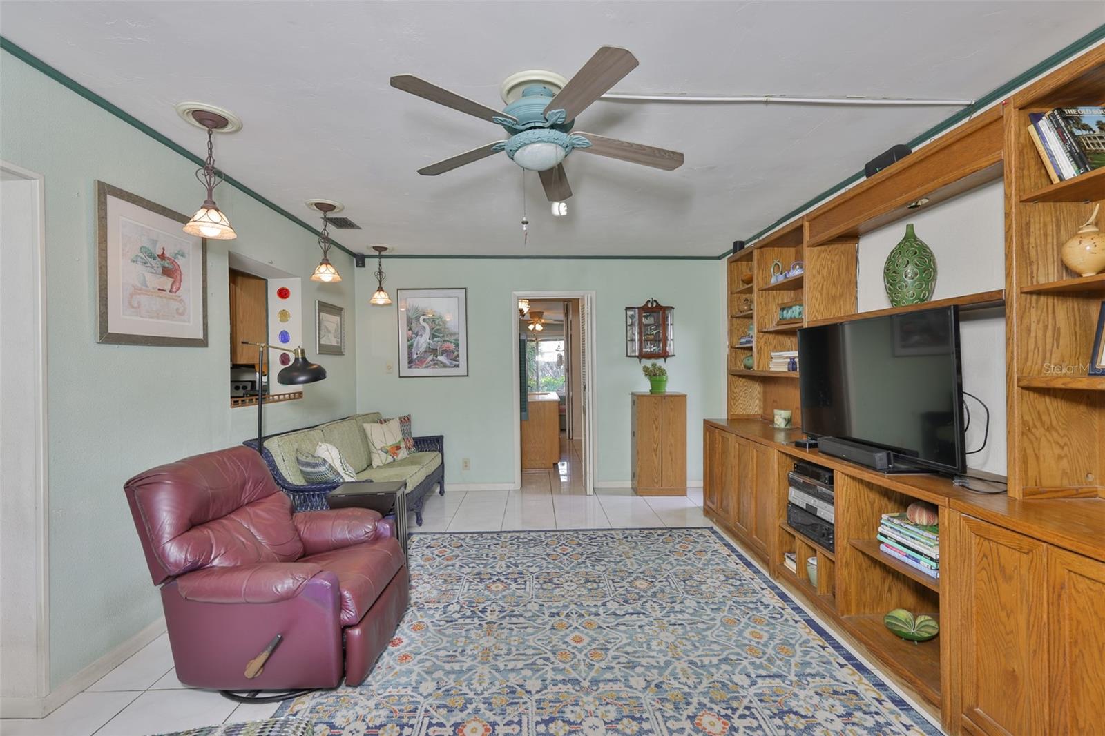 MEADOW LAWN 12TH ADD - Residential