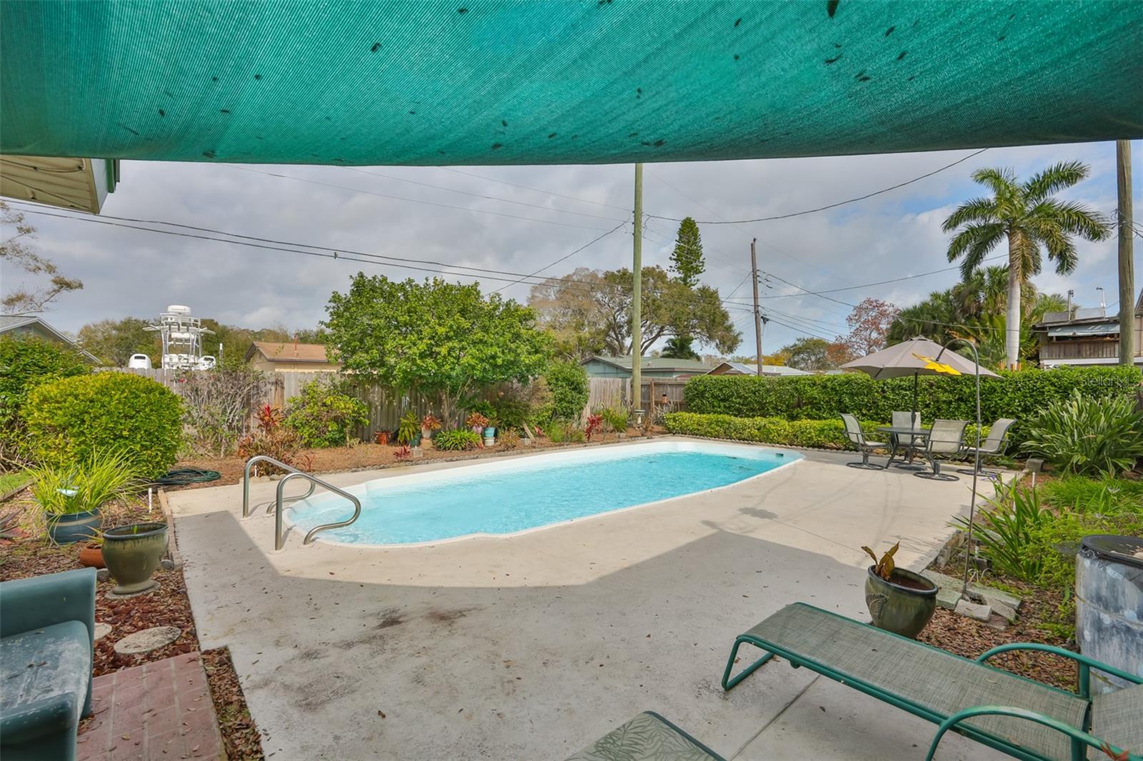 MEADOW LAWN 12TH ADD - Residential