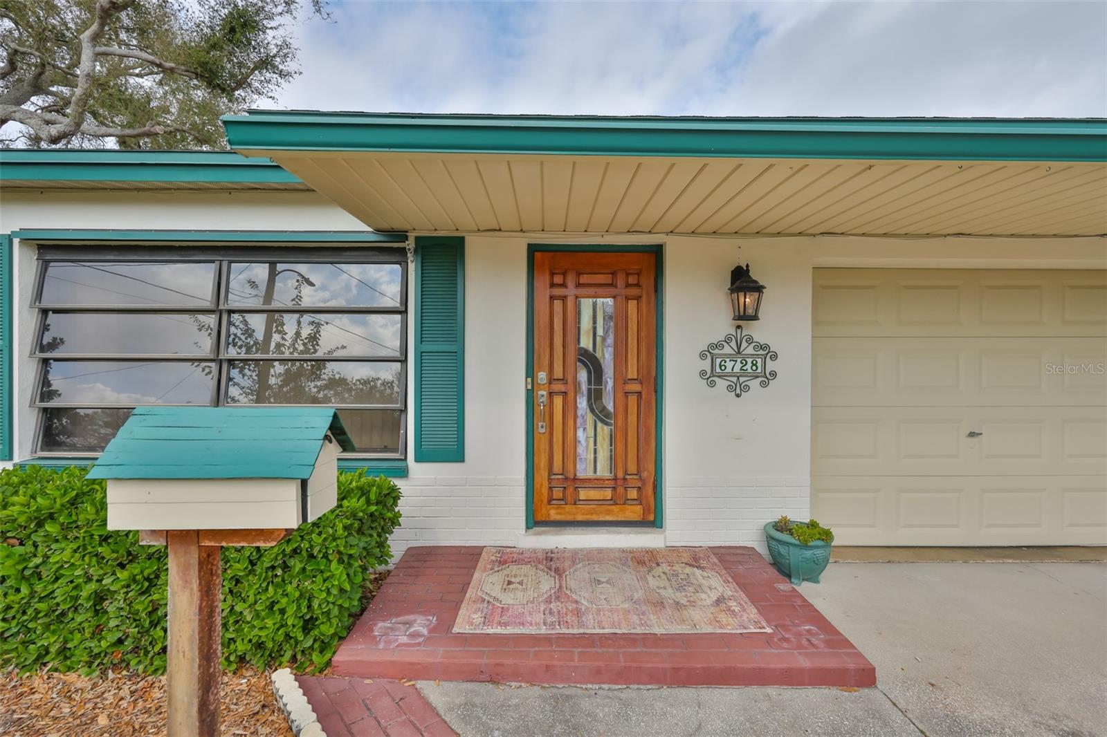 MEADOW LAWN 12TH ADD - Residential