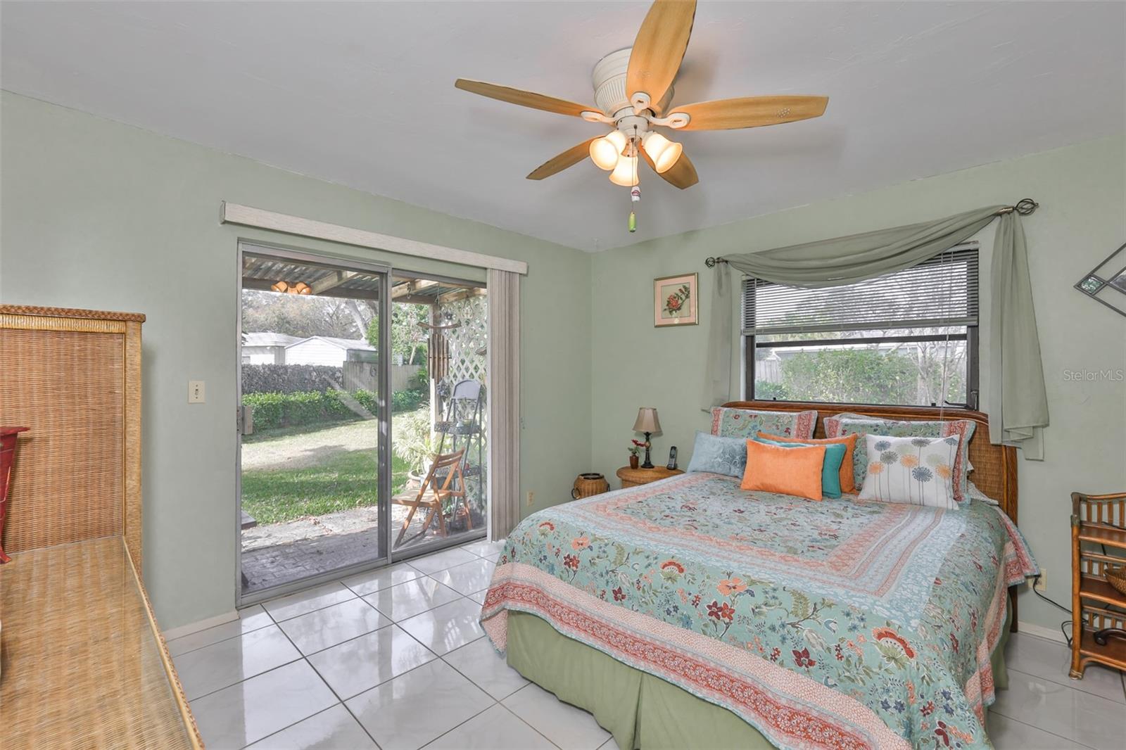 MEADOW LAWN 12TH ADD - Residential