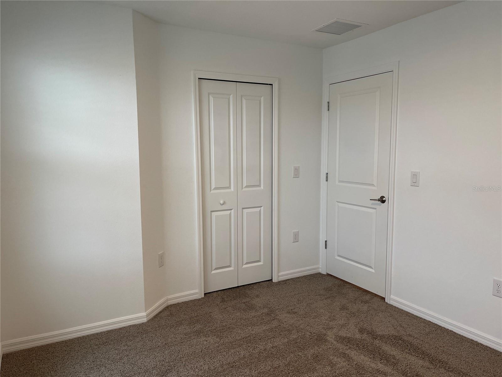 ARTISAN LAKES PRCL J PH 2A, 2B & 2C - Residential Lease