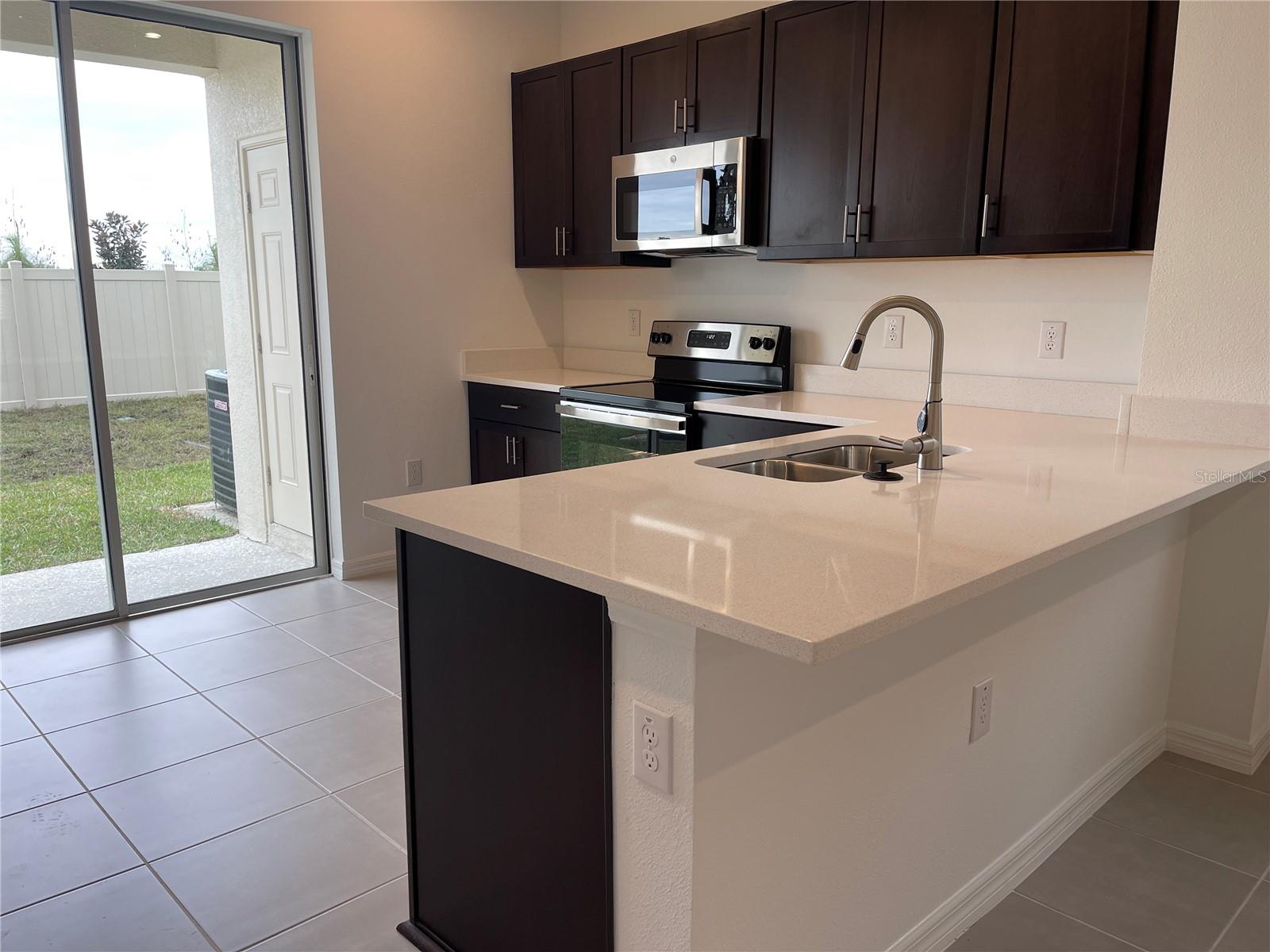 ARTISAN LAKES PRCL J PH 2A, 2B & 2C - Residential Lease