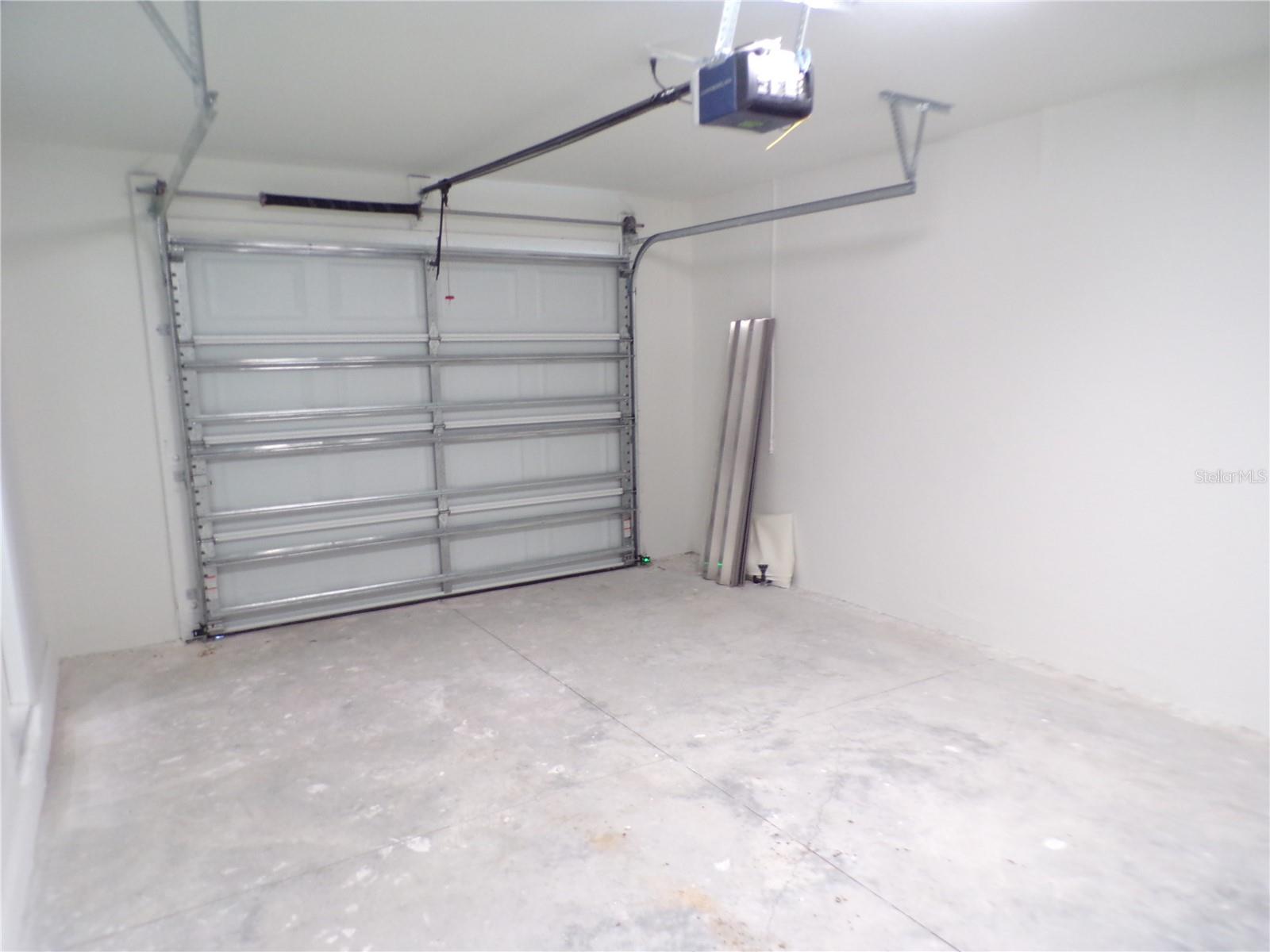 TROP G A - Residential Lease