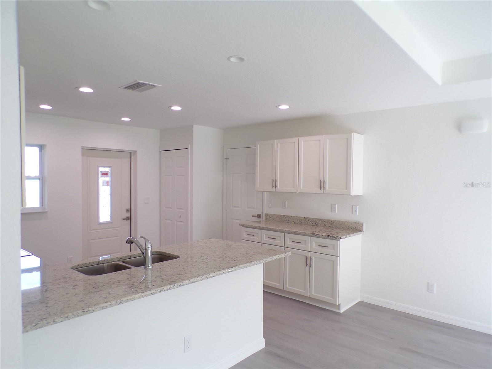 TROP G A - Residential Lease