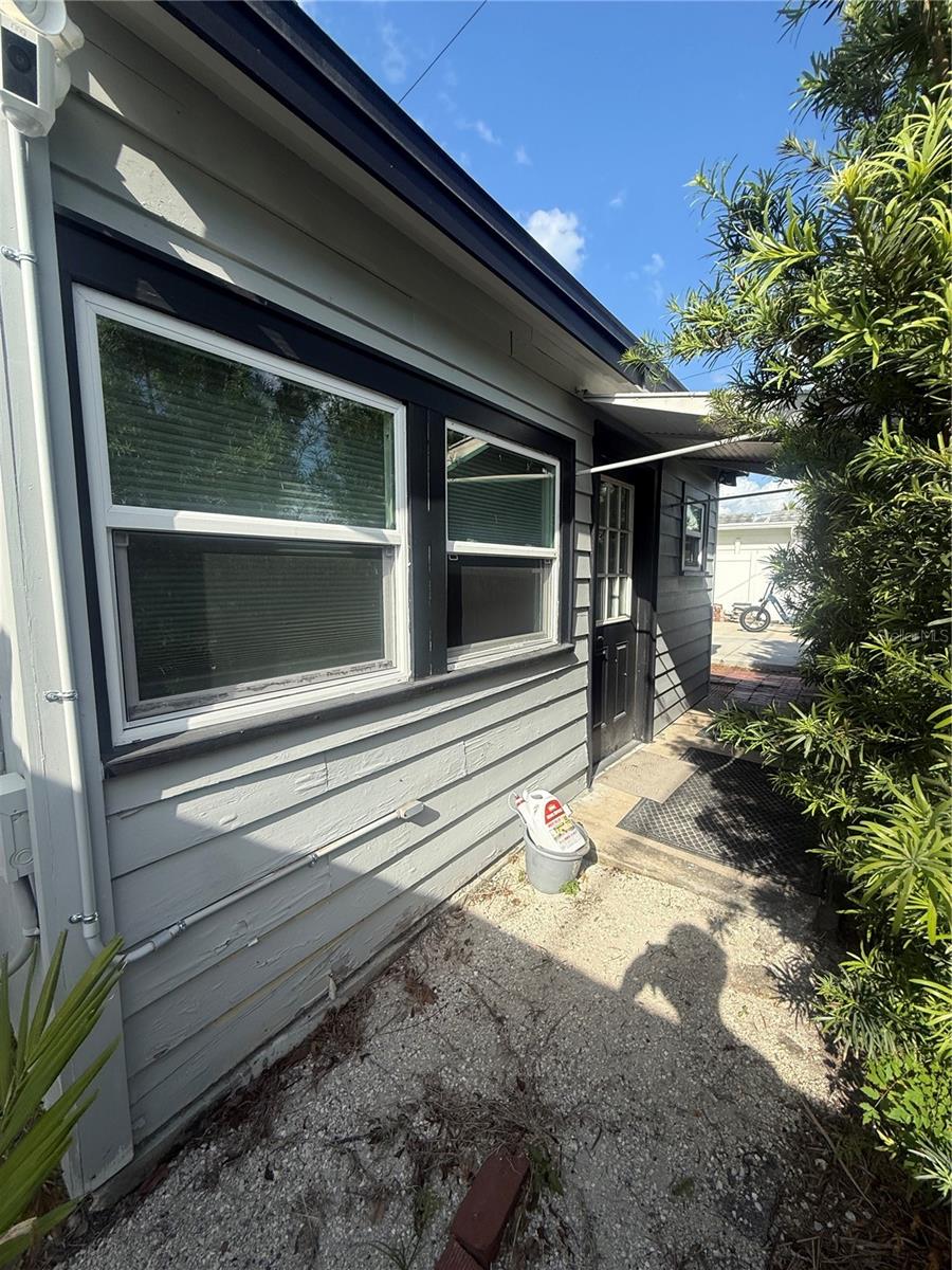 COLONIAL PLACE REV - Residential Lease