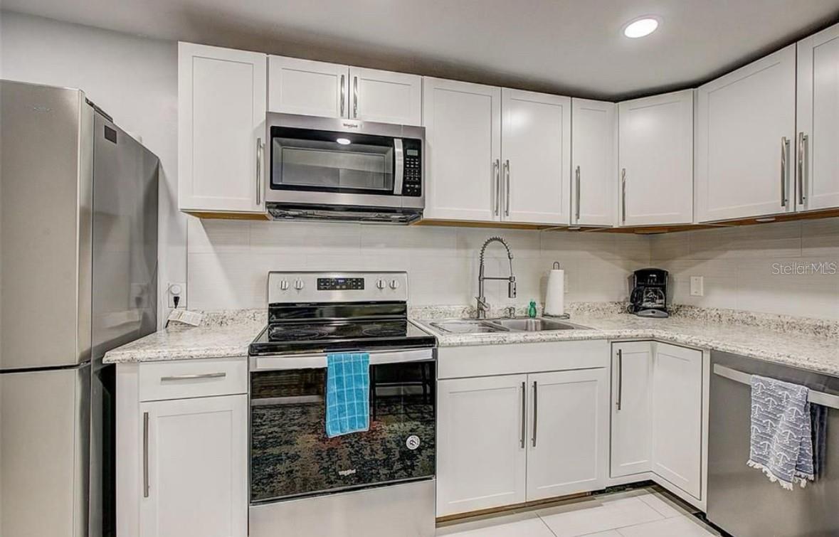 COLONIAL PLACE REV - Residential Lease