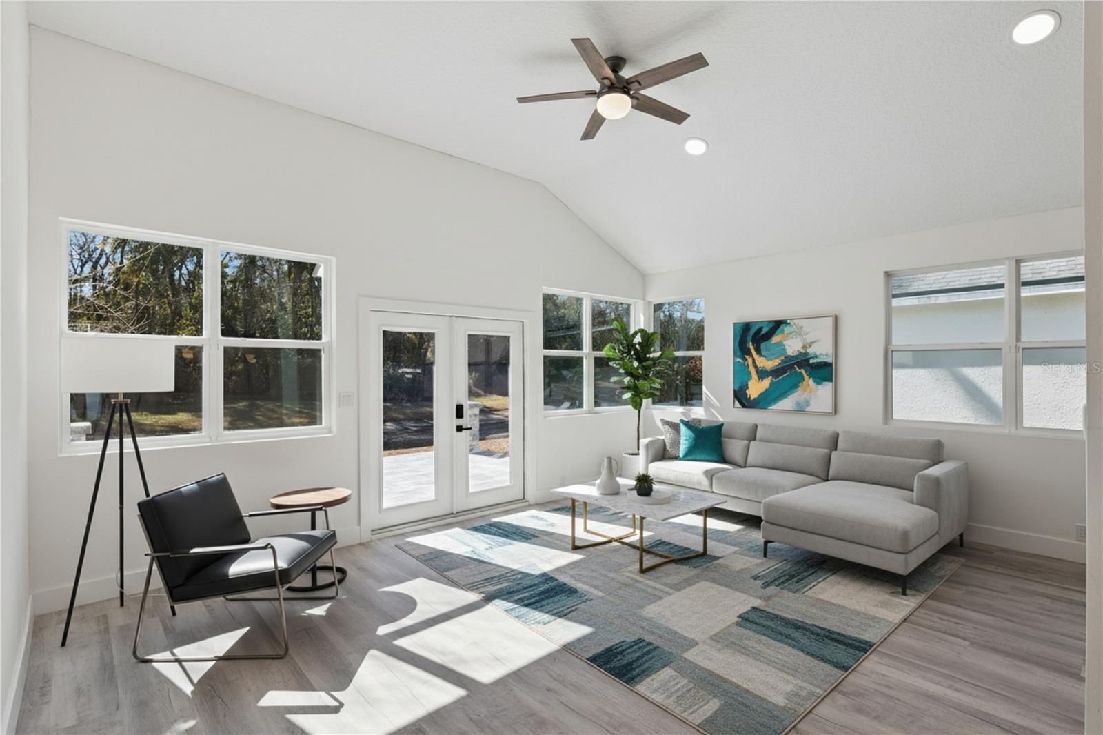 REMINGTON OAKS AT THE CROSSINGS - Residential