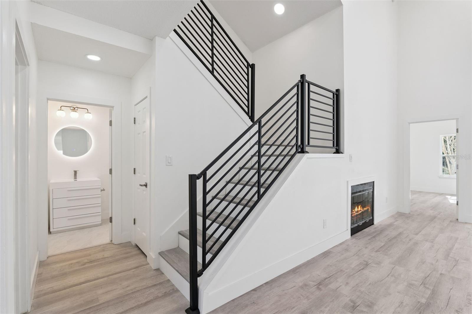 REMINGTON OAKS AT THE CROSSINGS - Residential