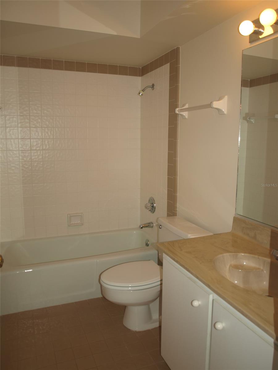 Eagle Landing Ph 01-06 Condo - Residential