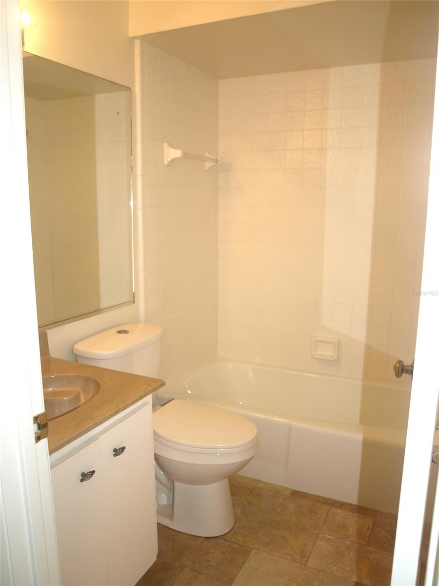 Eagle Landing Ph 01-06 Condo - Residential