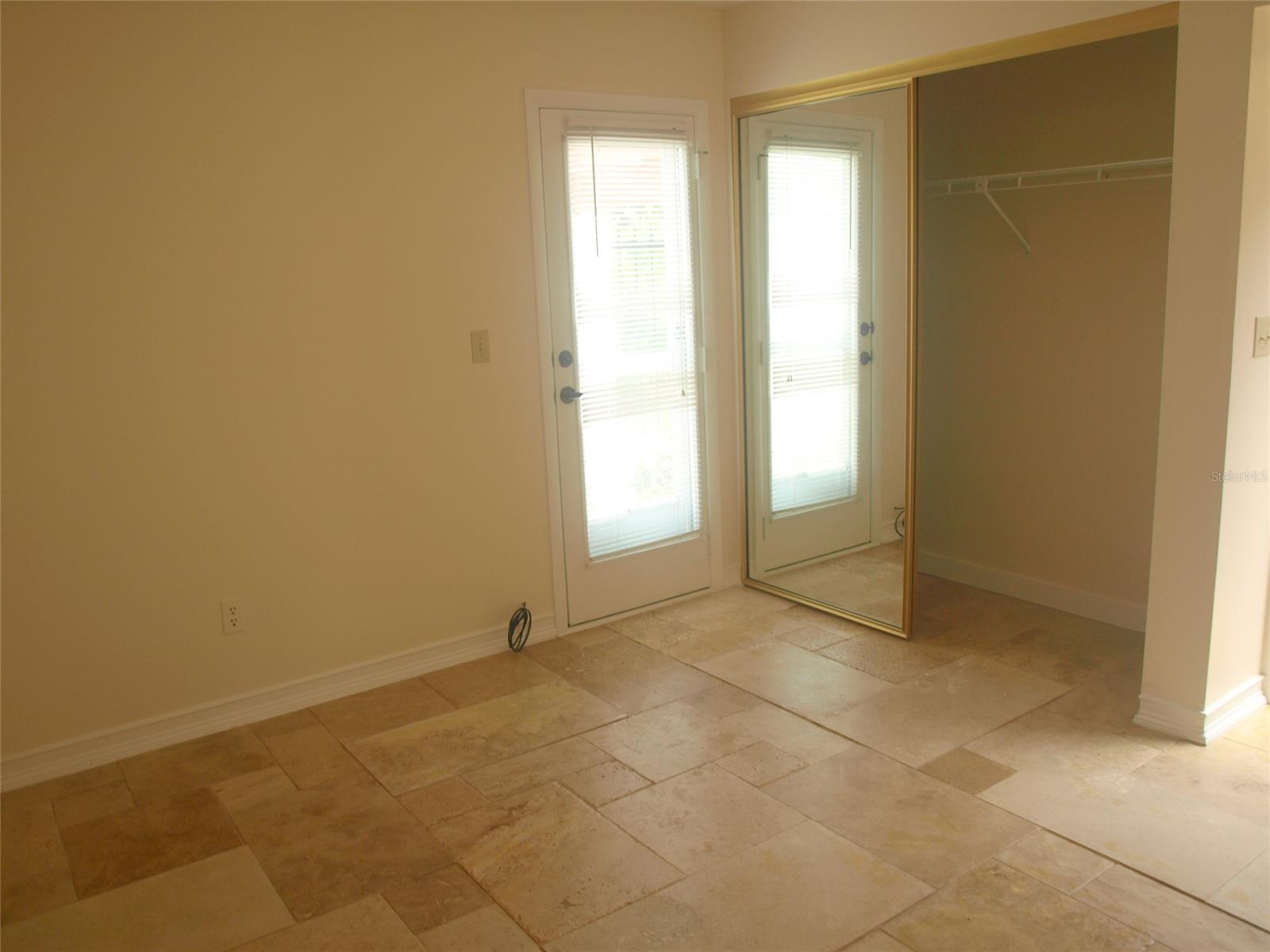 Eagle Landing Ph 01-06 Condo - Residential