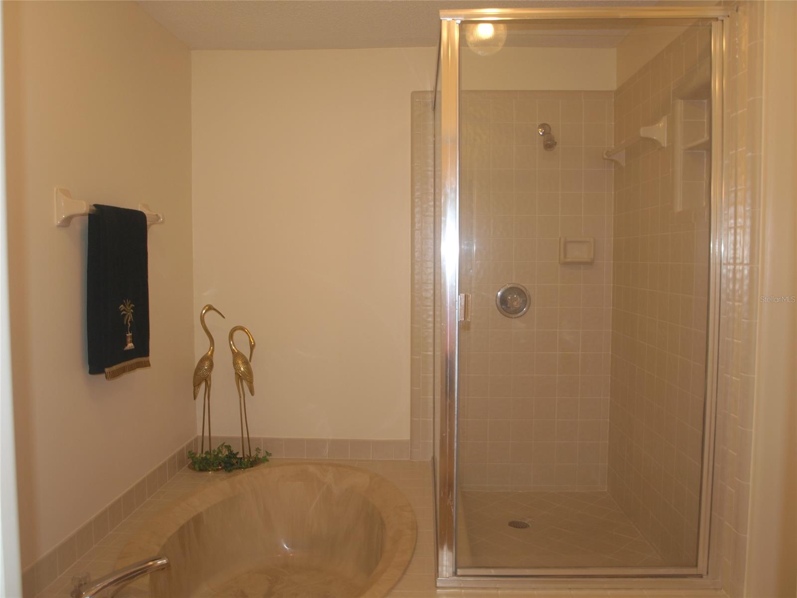 Eagle Landing Ph 01-06 Condo - Residential