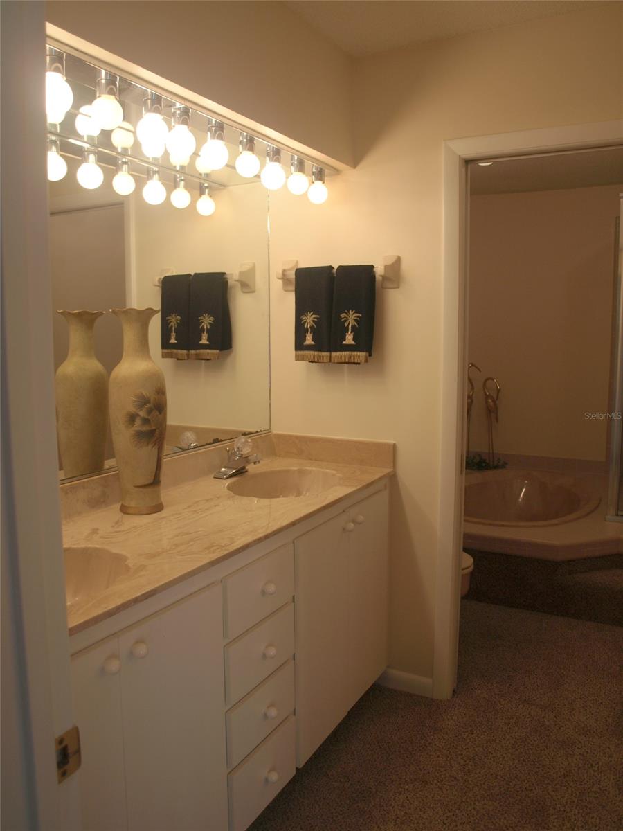 Eagle Landing Ph 01-06 Condo - Residential