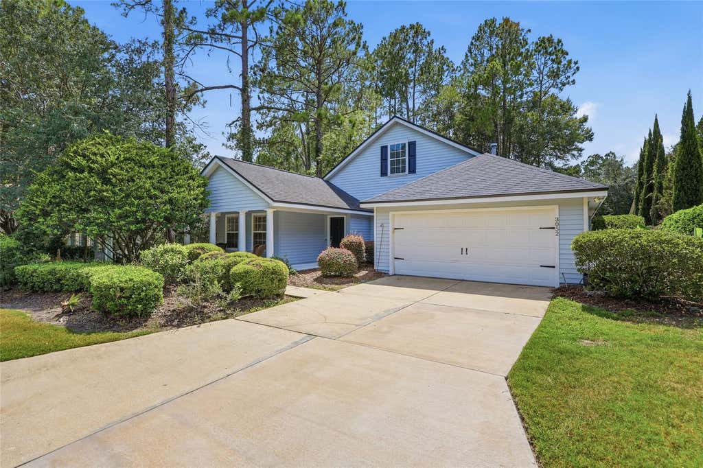 Photo of 3052 SW 94th Street, Gainesville, FL 32608 (MLS # GC541798)