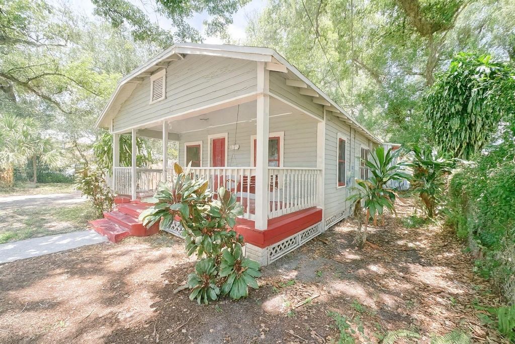 Photo of 7105 N 10th Street, Tampa, FL 33604 (MLS # TB8424766)