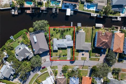 545 SUWANEE CIRCLE TAMPA FL 33606
