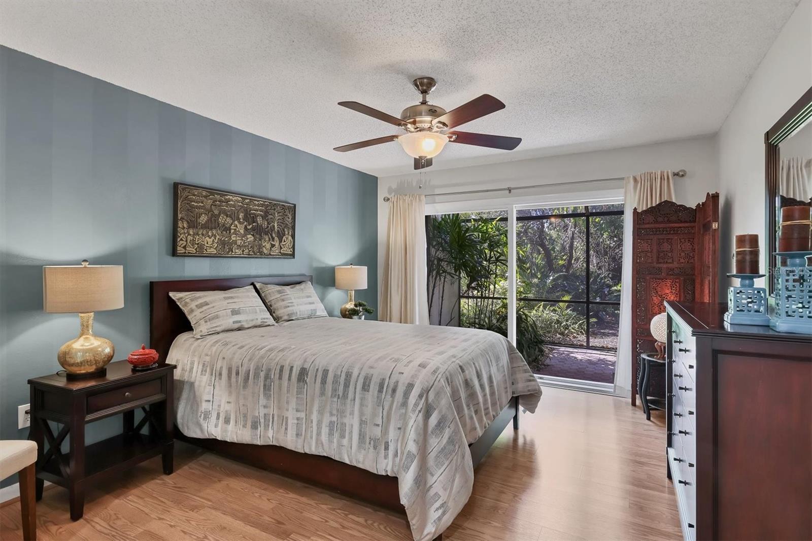 LONGWOOD VILLAS - Residential