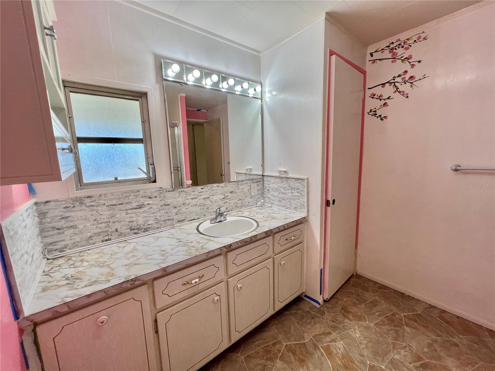 HAWTHORNE AT LEESBURG A COOP - Residential