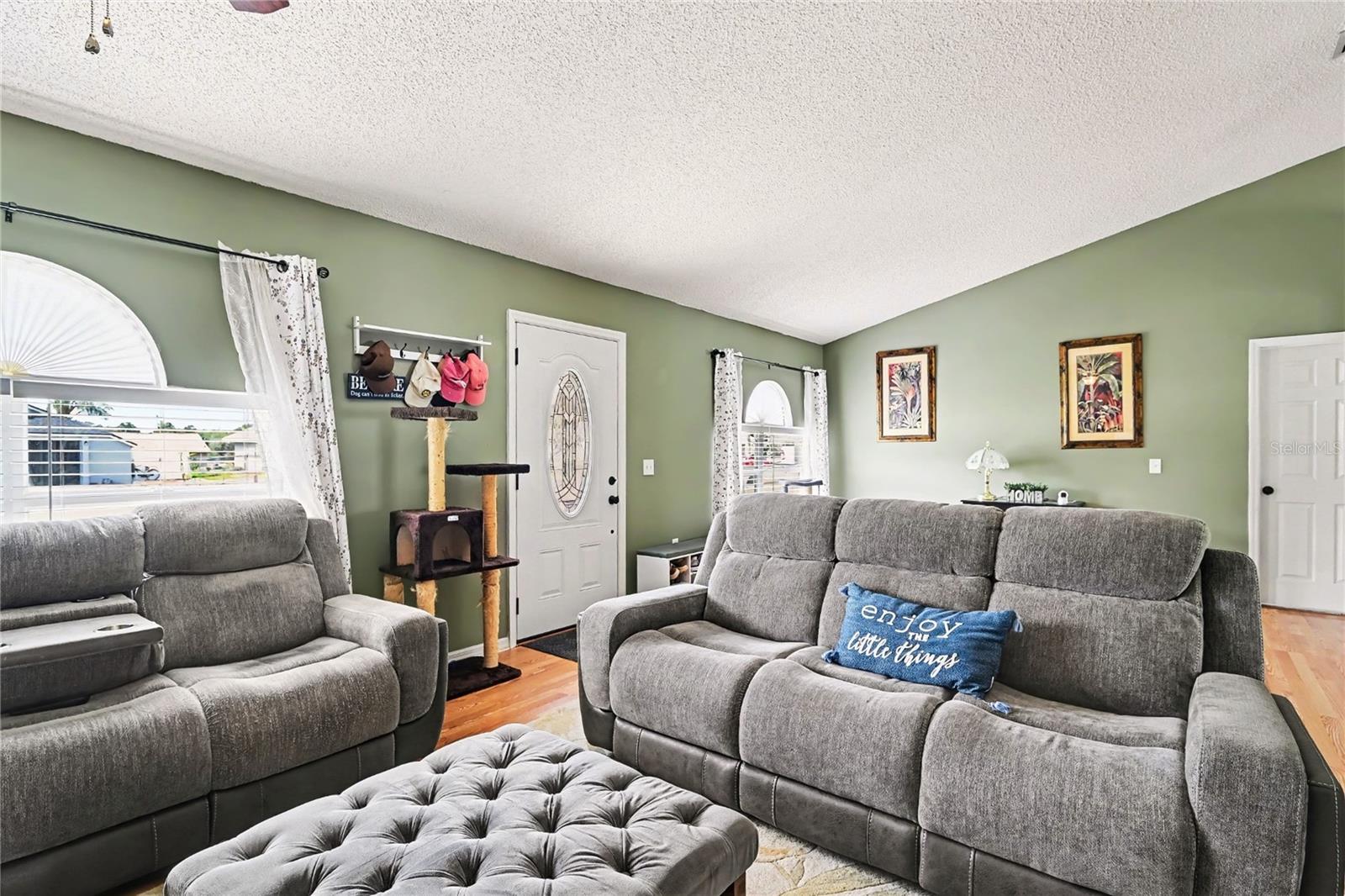 DELTONA LAKES UN 41 - Residential