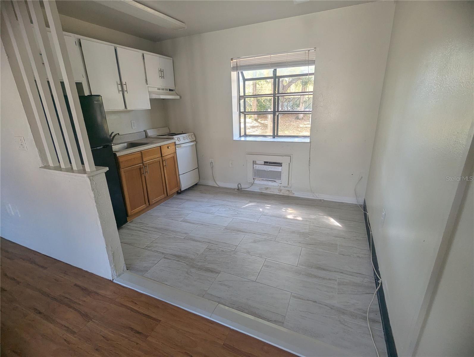 BRADFORD ACRES A CONDO - Residential