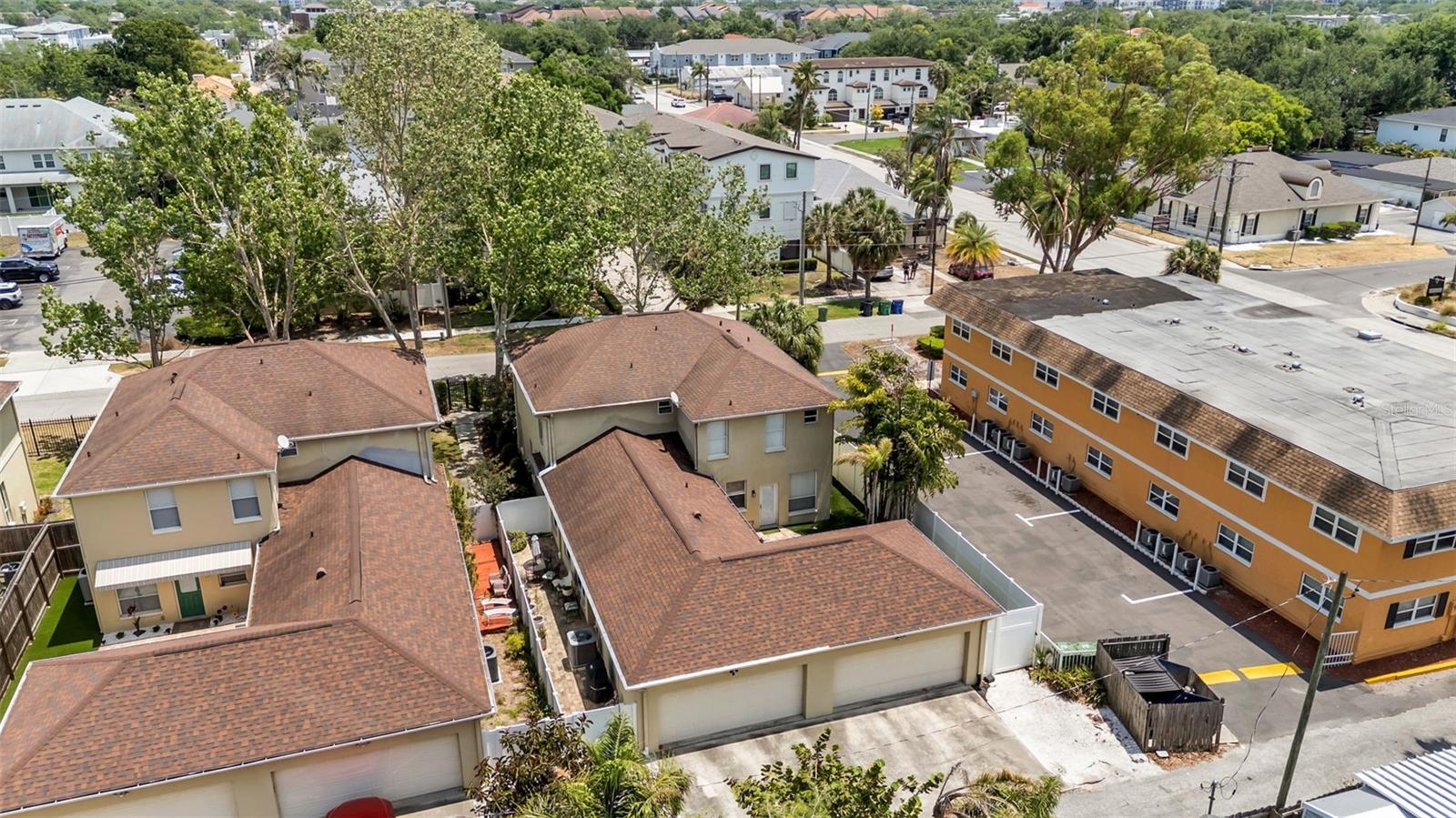 BUNGALOW CITY - Residential