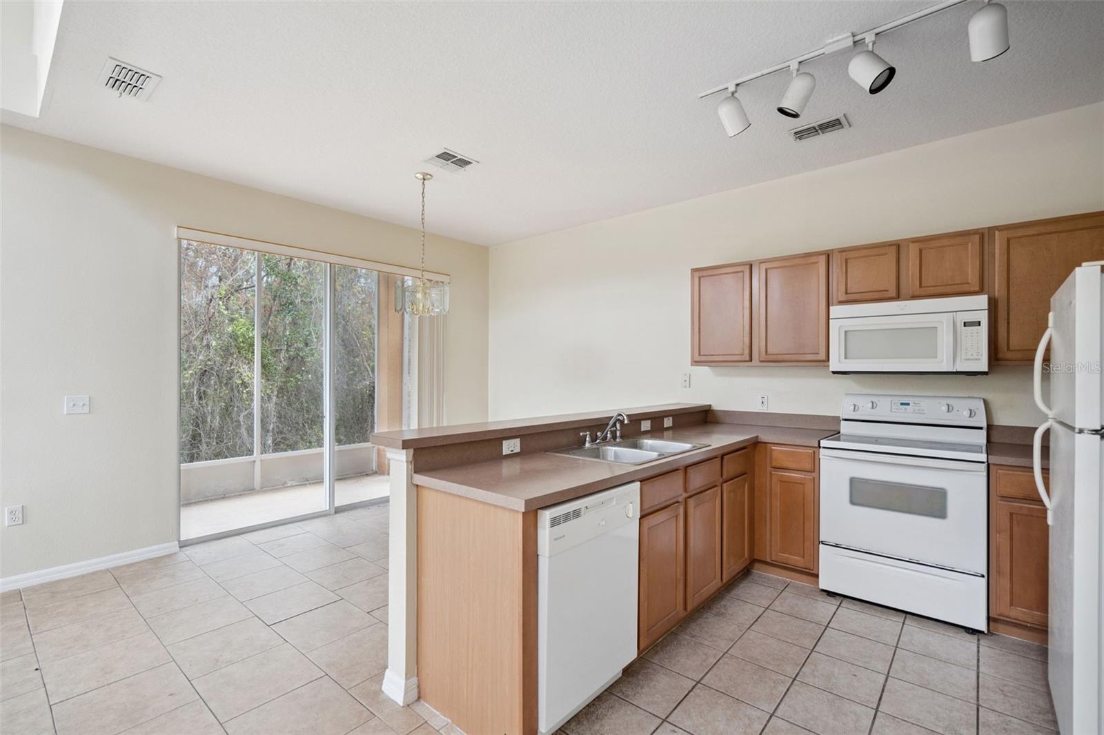 WINDWOOD BAY, THE RESERVE AT WINDWOOD BAY - Residential