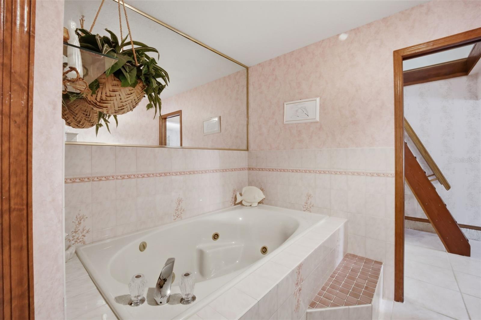 BARRY ESTATES - Residential