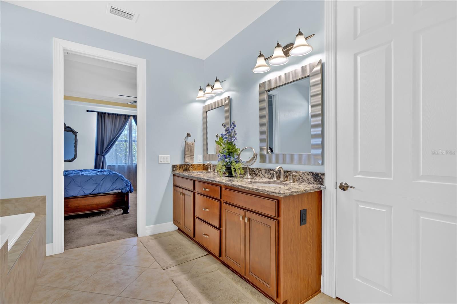 SANDHILL PRESERVE - Residential