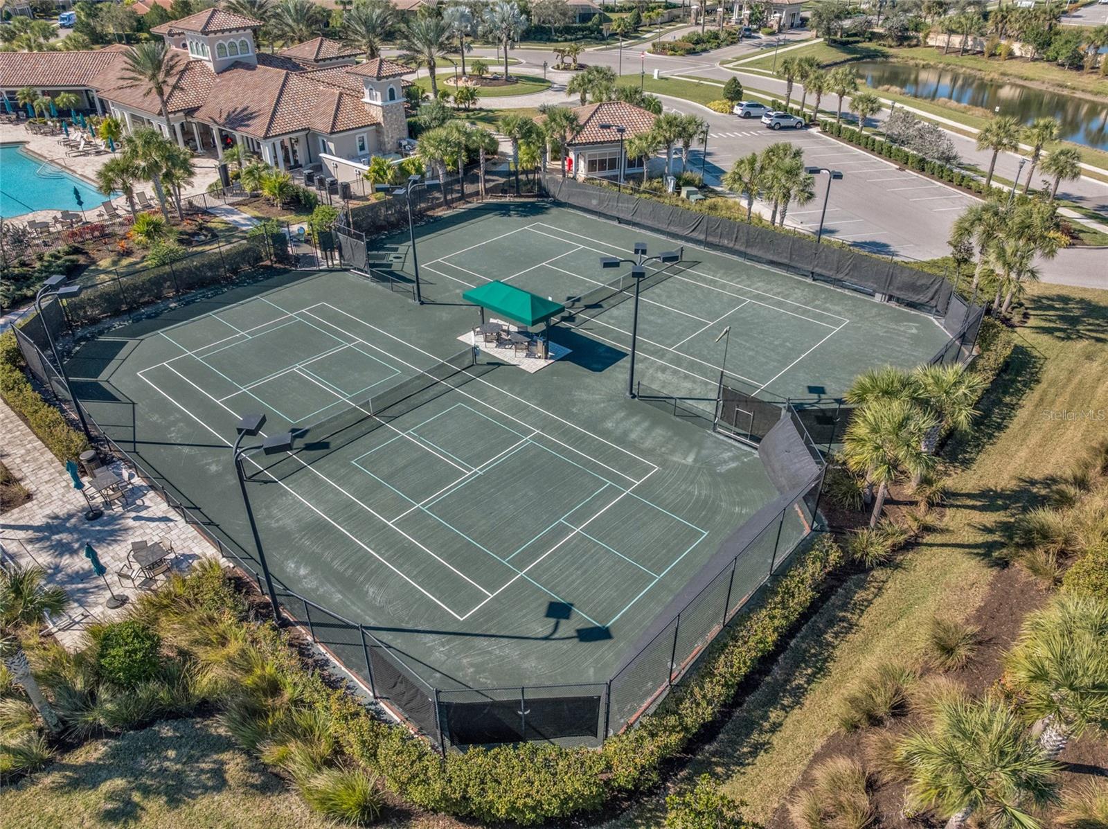 SANDHILL PRESERVE - Residential