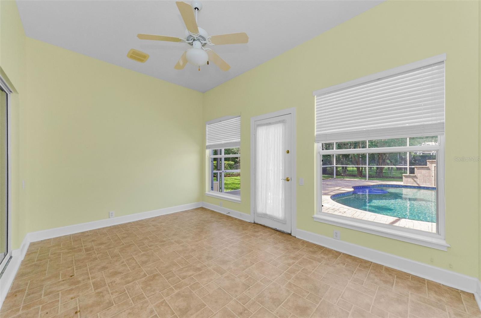 MYRTLE POINT PH 1 - Residential