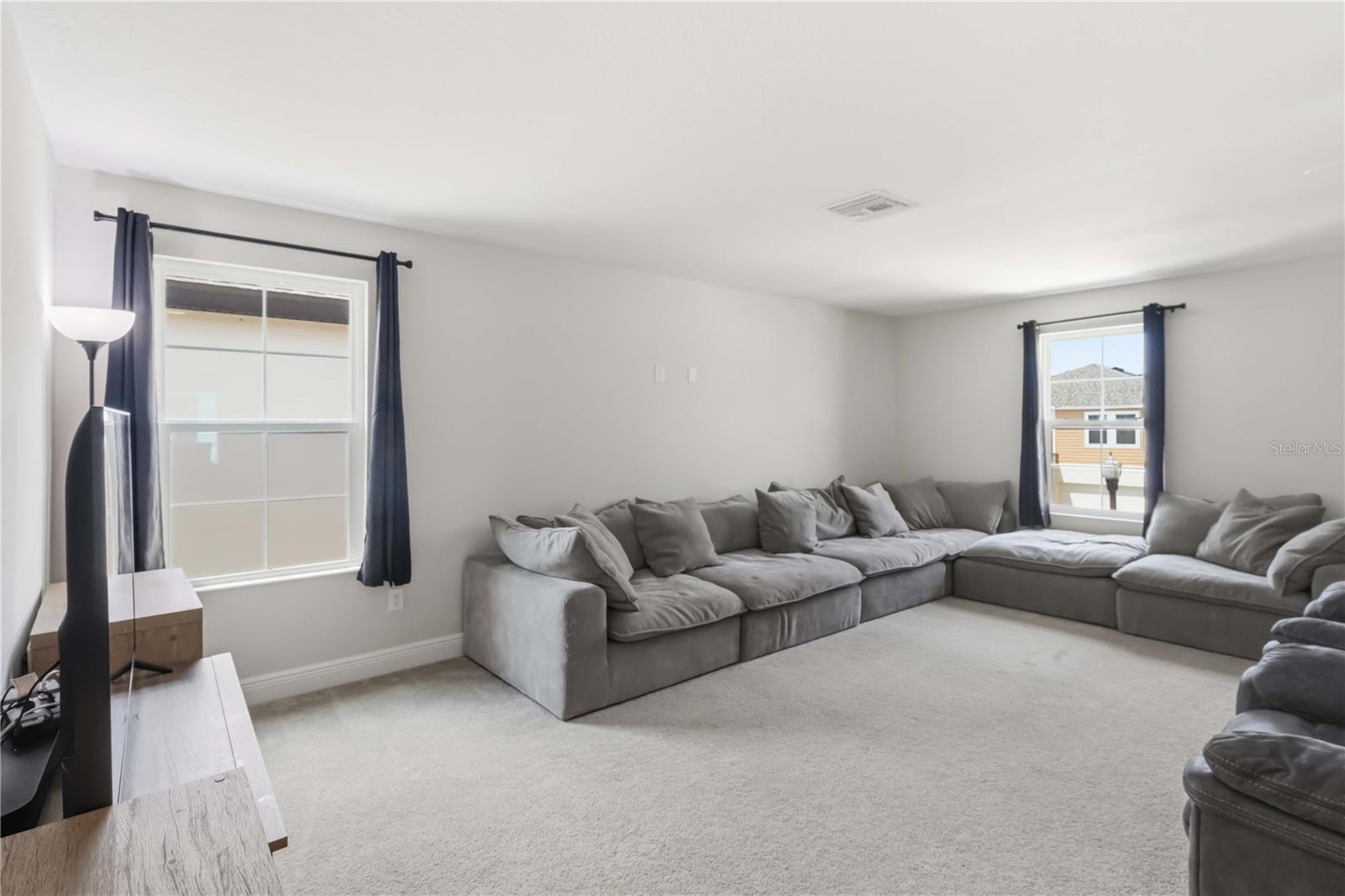 HINTON HAWKSTONE PH 2A 2B2 - Residential