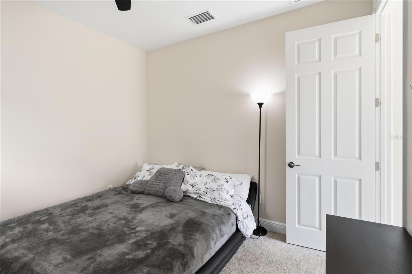 HINTON HAWKSTONE PH 2A 2B2 - Residential