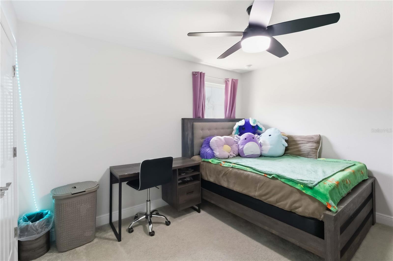 HINTON HAWKSTONE PH 2A 2B2 - Residential