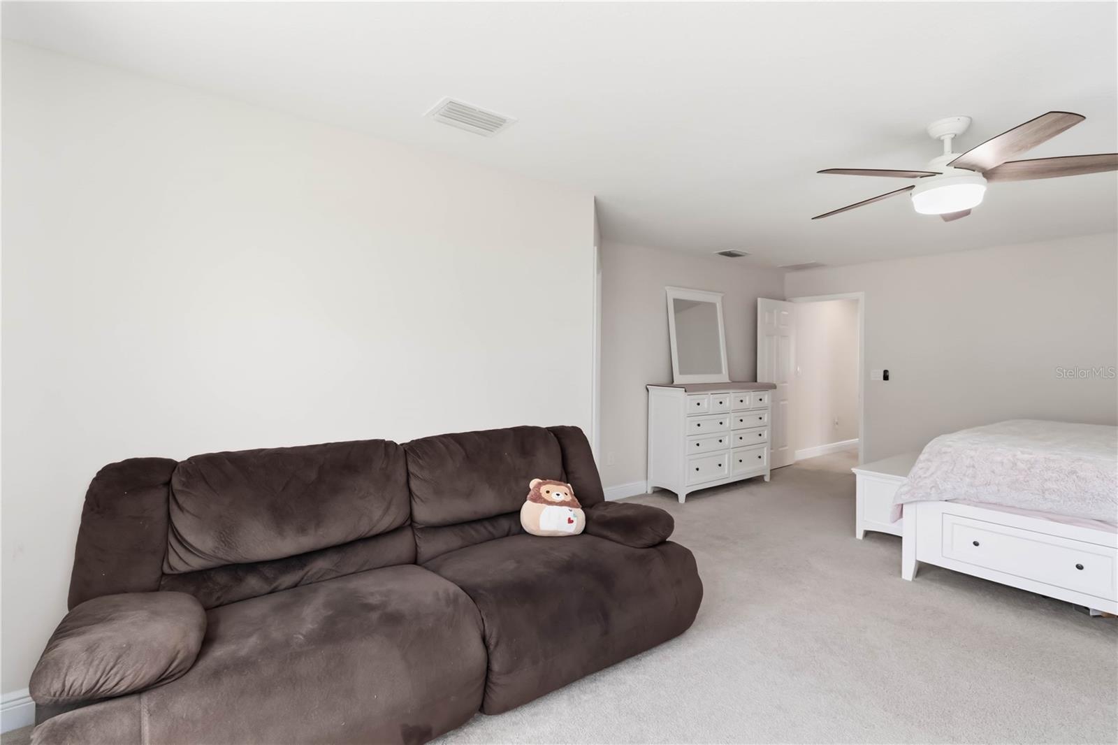 HINTON HAWKSTONE PH 2A 2B2 - Residential