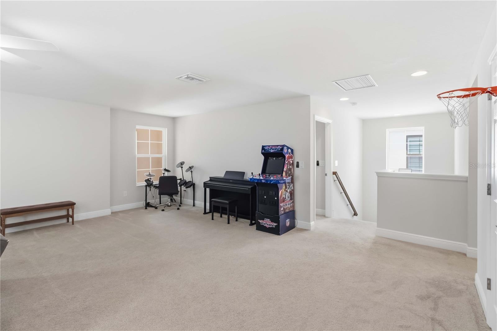 HINTON HAWKSTONE PH 2A 2B2 - Residential