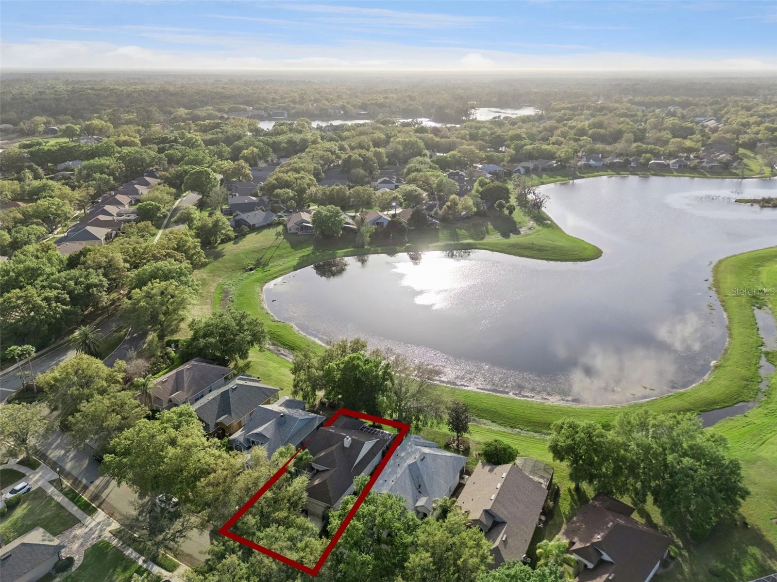 882 LAKEWORTH CIRCLE