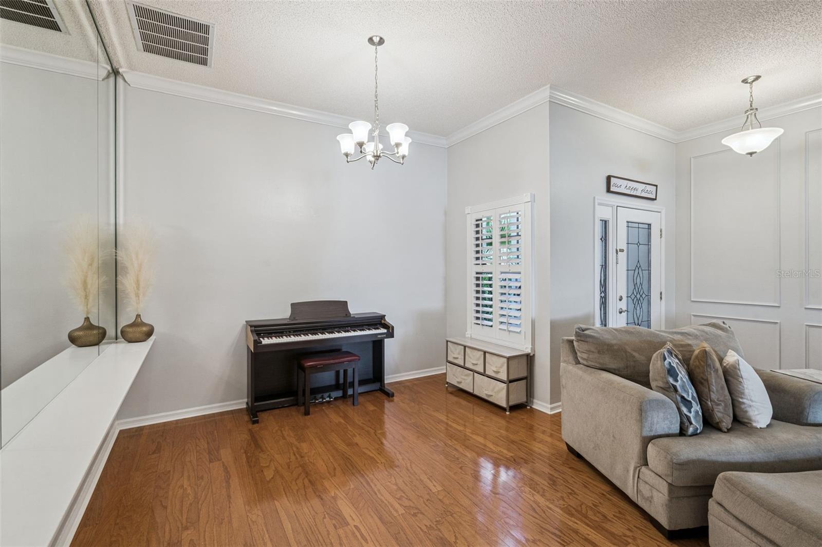 HEATHROW - Residential