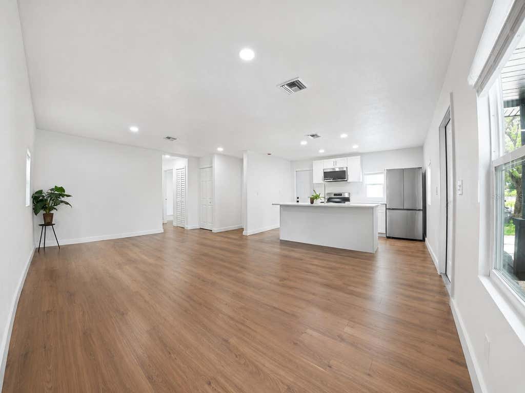 Photo of 9212 N Brooks Street, Tampa, FL 33612 (MLS # TB8524496)