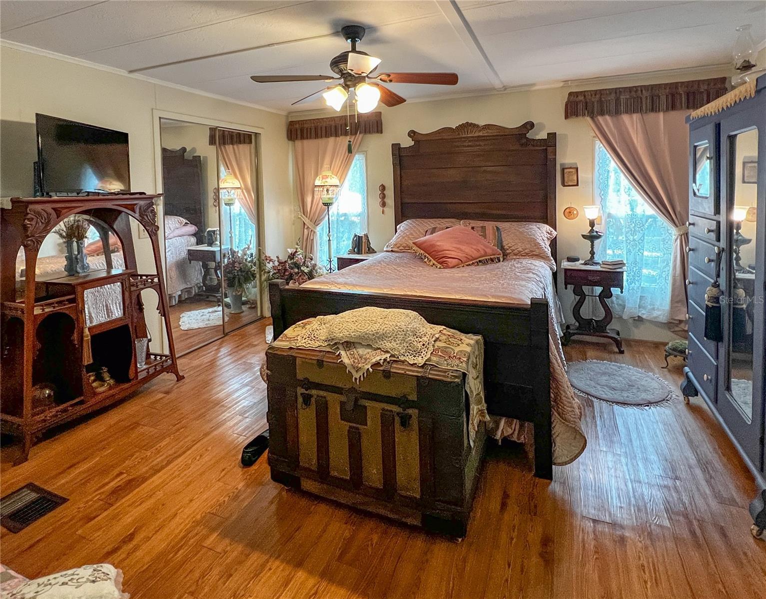 TIPPECANOE VILLAGE - Residential