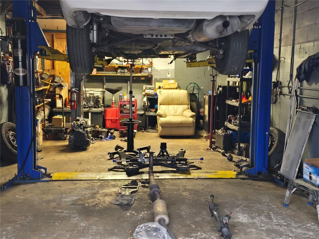 Photo of 2719 Old Dixie Hwy, Kissimmee, FL 34744 (MLS # S5145303)