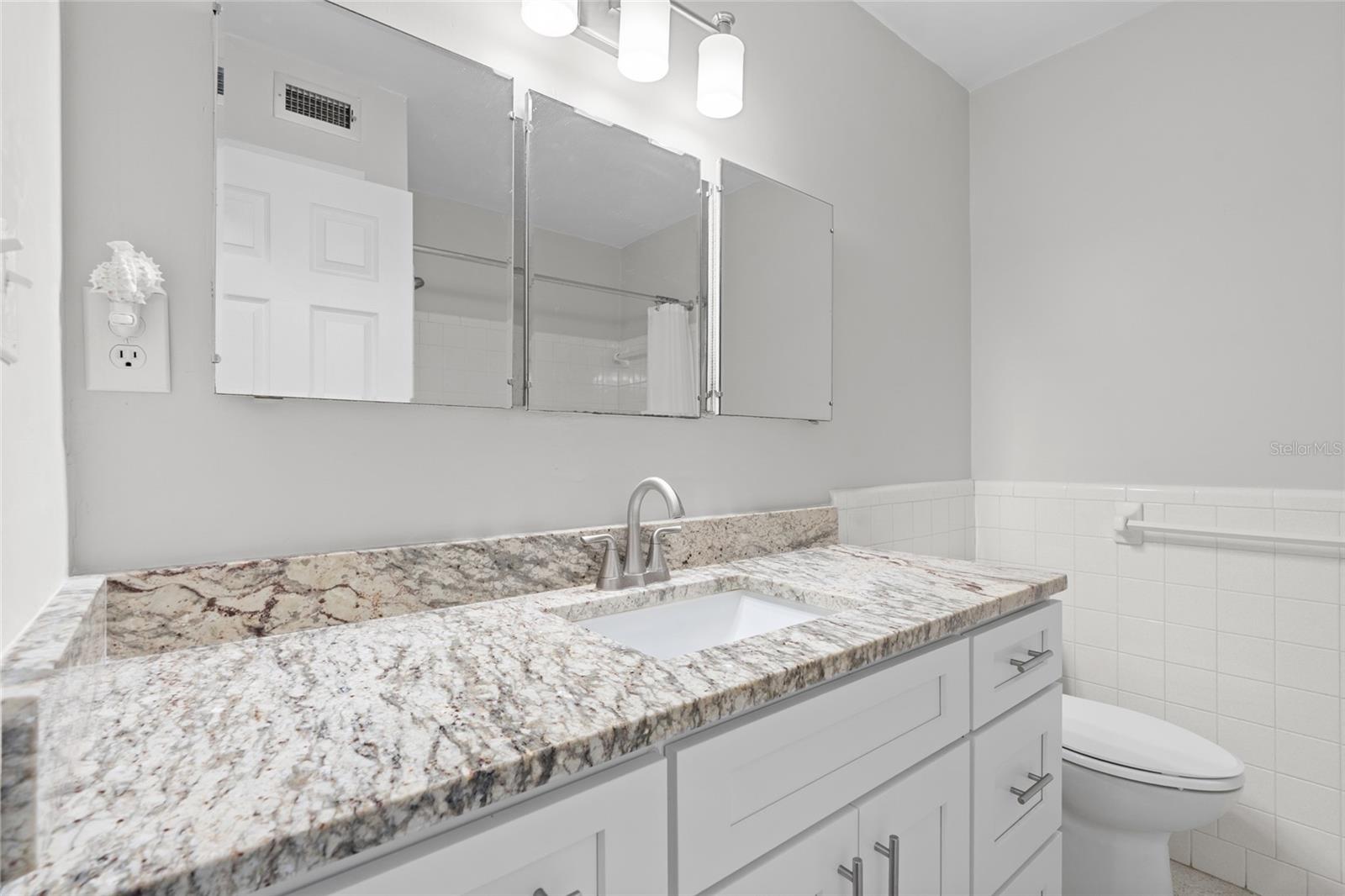 OAKHURST GROVES - Residential