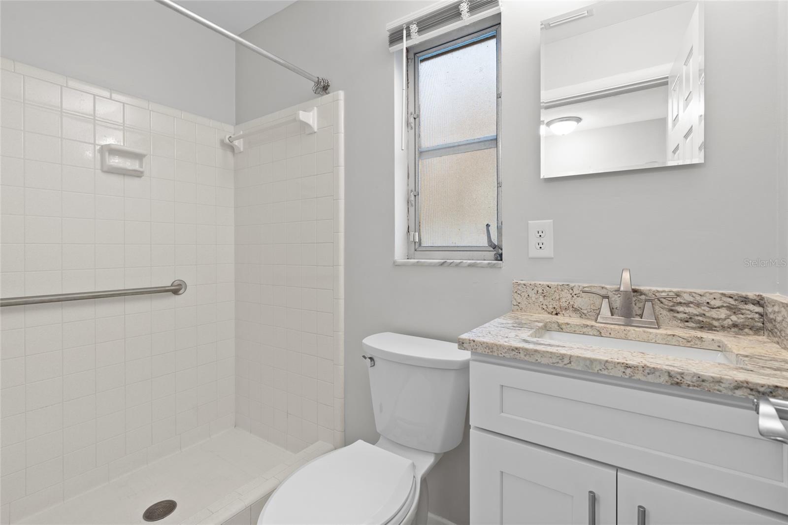 OAKHURST GROVES - Residential