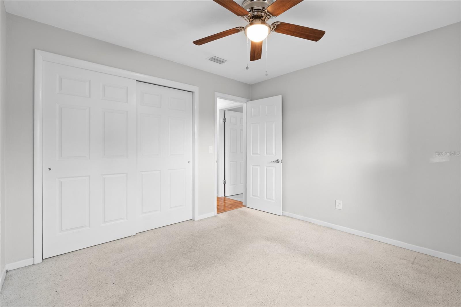 OAKHURST GROVES - Residential