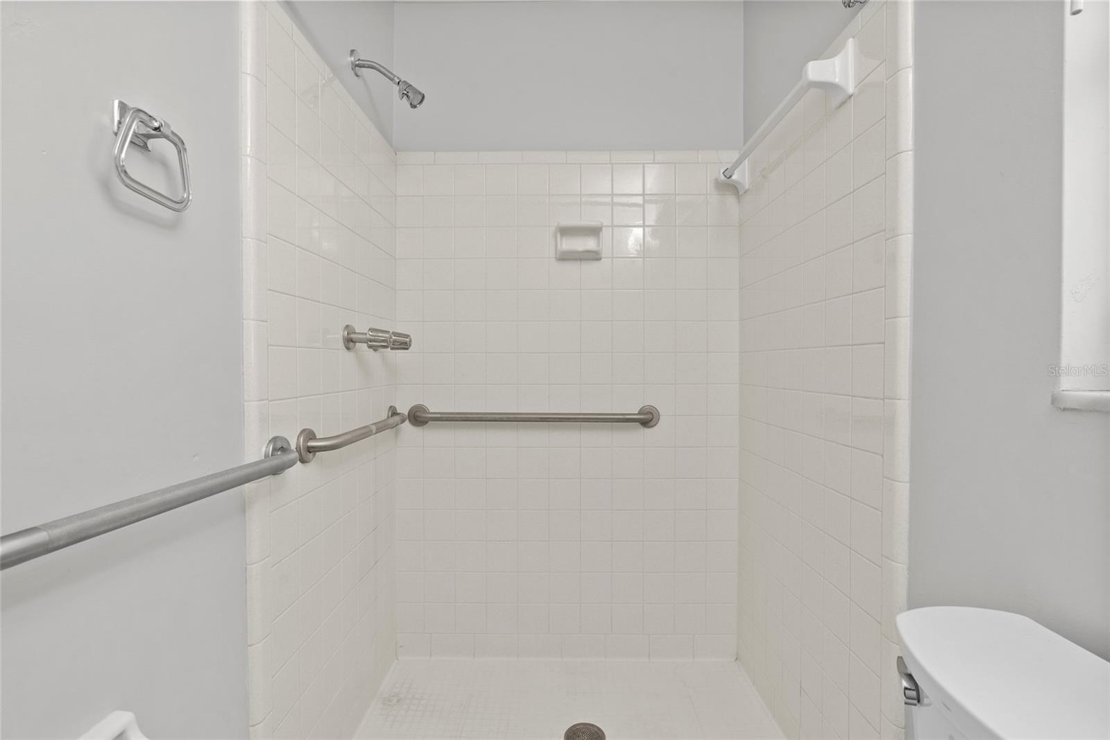 OAKHURST GROVES - Residential