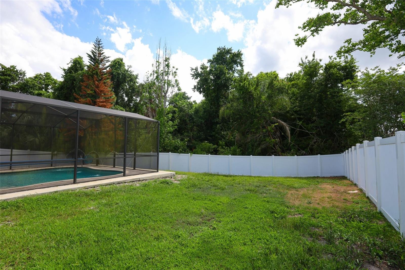 RIVERSIDE AT TWIN RIVERS UN 2 - Residential
